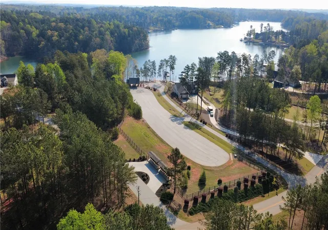 Photo 3 of Single family home for sale at 128 Mcalister Rd, West Union, SC 29696 | MLS# 20305984 | Listing updated on 2026-09-09