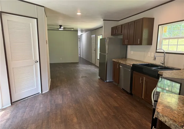 Photo 2 of Manufactured home for sale at 232 Ashley Dr, Walhalla, SC 29691 | MLS# 20305990 | Listing updated on 2026-09-09