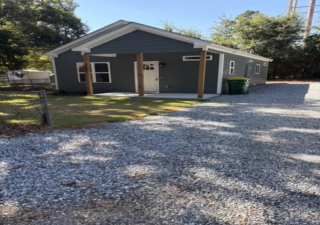 Photo 1 of Single family home for sale at 206 E Poplar St, Iva, SC 29655 | MLS# 20306012 | Listing updated on 2026-09-16
