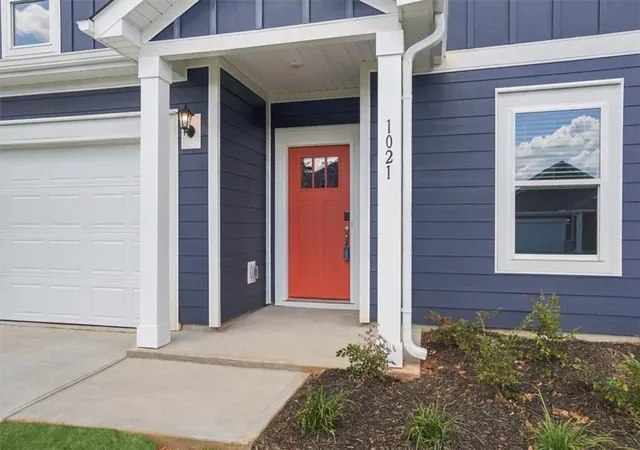Photo 3 of Single family home for sale at 133 Blooming Meadow Rd, Piedmont, SC 29673 | MLS# 20305407 | Listing updated on 2026-09-23
