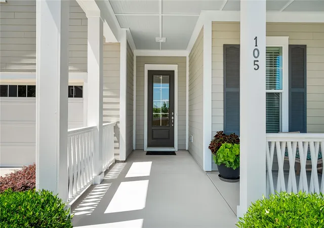Photo 2 of Single family home for sale at 105 Semillon Rd, Simpsonville, SC 29681 | MLS# 20305987 | Listing updated on 2026-09-12