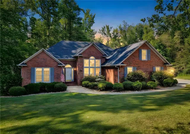 Photo 2 of Single family home for sale at 217 Wren Xing Ln, Easley, SC 29642 | MLS# 20306045 | Listing updated on 2026-10-13