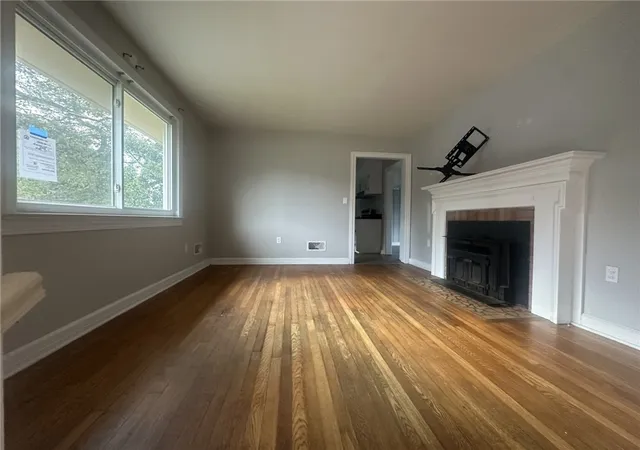 Photo 4 of Single family home for sale at 502 Seneca St, Seneca, SC 29678 | MLS# 20306076 | Listing updated on 2026-09-11