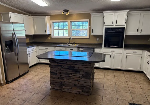 Photo 2 of Manufactured home for sale at 1108 Trotter Rd, Anderson, SC 29626 | MLS# 20306075 | Listing updated on 2026-09-11