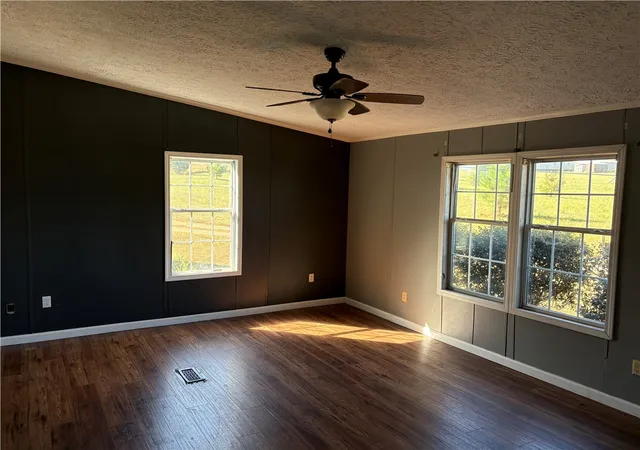 Photo 3 of Manufactured home for sale at 1108 Trotter Rd, Anderson, SC 29626 | MLS# 20306075 | Listing updated on 2026-09-11