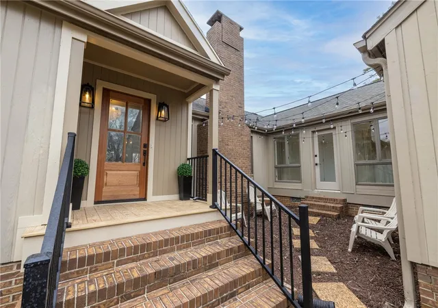 Photo 3 of Townhouse for sale at 117 Riverpoint Dr, Clemson, SC 29631 | MLS# 20306093 | Listing updated on 2026-09-11