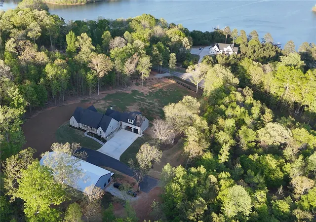 Photo 3 of Single family home for sale at 1359 Martin Crk Rd, Seneca, SC 29678 | MLS# 20306094 | Listing updated on 2026-09-11