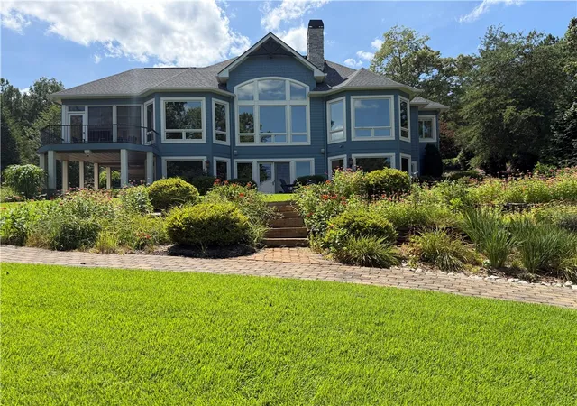 Photo 3 of Single family home for sale at 357 Stardust Ln, Seneca, SC 29672 | MLS# 20306029 | Listing updated on 2026-09-11