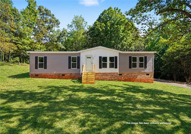 Photo 2 of Manufactured home for sale at 332 Shenandoah Dr, Easley, SC 29642 | MLS# 20306015 | Listing updated on 2026-10-08