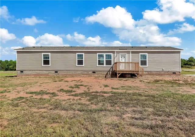 Photo 1 of Manufactured home for sale at 205 Wade Farm Rd, Fair Play, SC 29643 | MLS# 20306110 | Listing updated on 2026-09-16