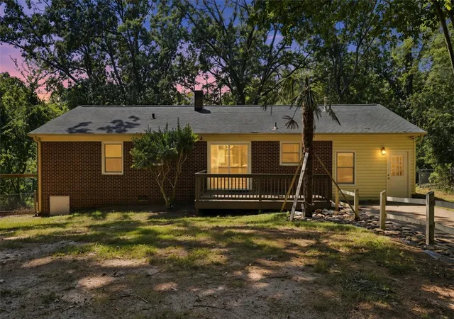 Photo 26 of Single family home for sale at 322 Pendleton Rd, Clemson, SC 29631 | MLS# 20305948 | Listing updated on 2026-09-11