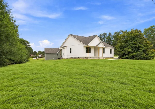 Photo 2 of Single family home for sale at 403 Anderson Ave, Westminster, SC 29693 | MLS# 20305145 | Listing updated on 2026-09-14