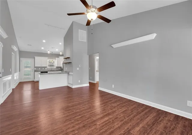 Photo 3 of Single family home for sale at 426 Wood St, Central, SC 29630 | MLS# 20306079 | Listing updated on 2026-09-11