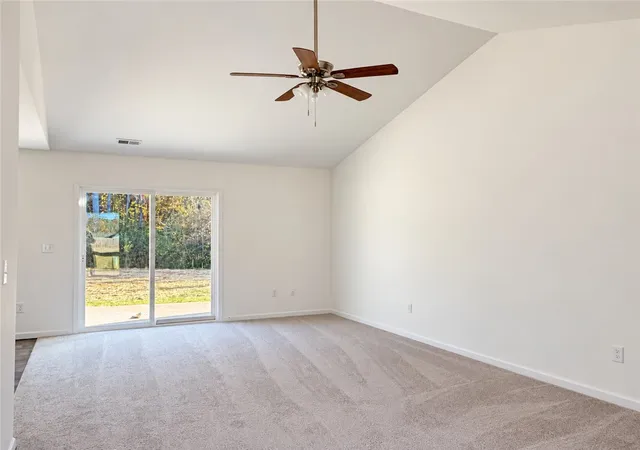 Photo 4 of Single family home for sale at 226 Kahlen Ct, Piedmont, SC 29673 | MLS# 20306083 | Listing updated on 2026-09-12