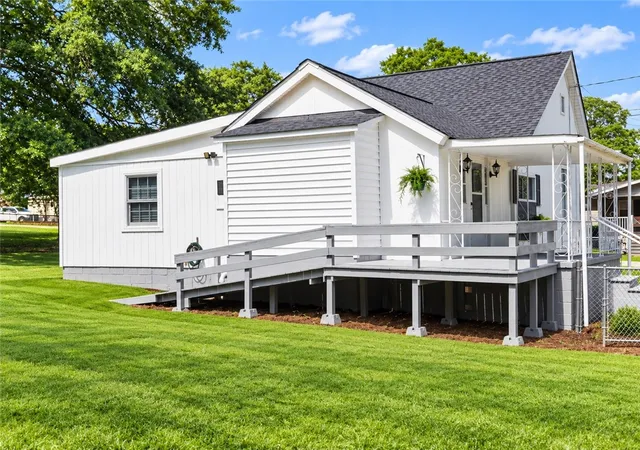 Photo 3 of Single family home for sale at 12 Guy St, Pelzer, SC 29669 | MLS# 20306038 | Listing updated on 2026-09-22