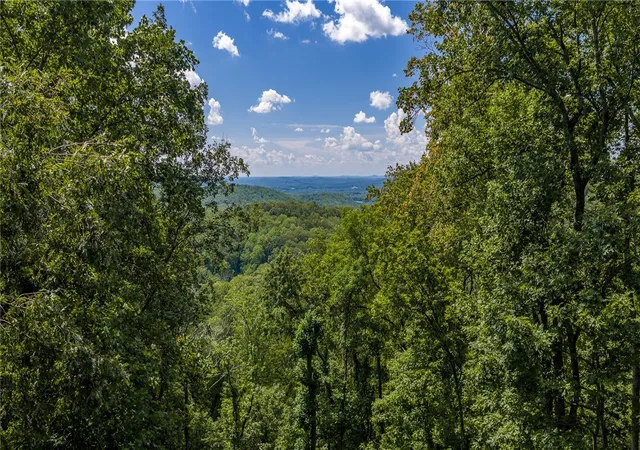 Photo 2 of Single family home for sale at 130 Raptor Way, Landrum, SC 29356 | MLS# 20306099 | Listing updated on 2026-09-14