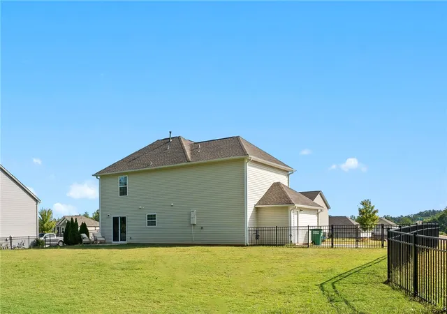 Photo 33 of Single family home for sale at 119 Sunny Point Loop, Central, SC 29630 | MLS# 20306123 | Listing updated on 2026-09-12