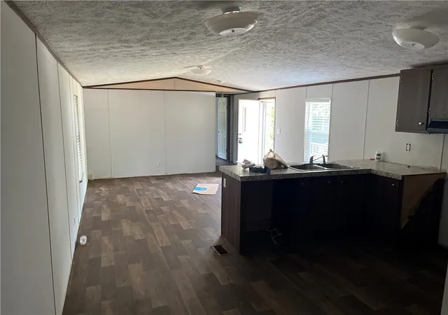 Photo 3 of Manufactured home for sale at 319 Shannanadoah Dr, Westminster, SC 29693 | MLS# 20306125 | Listing updated on 2026-09-12
