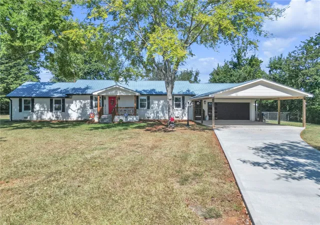 Photo 1 of Single family home for sale at 1048 Old Gantt Ml Rd, Anderson, SC 29625 | MLS# 20305966 | Listing updated on 2026-10-25