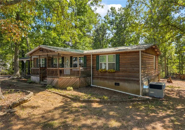 Photo 2 of Manufactured home for sale at 1005 Quail Ridge Rd, Anderson, SC 29625 | MLS# 20306154 | Listing updated on 2026-09-14