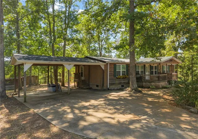 Photo 3 of Manufactured home for sale at 1005 Quail Ridge Rd, Anderson, SC 29625 | MLS# 20306154 | Listing updated on 2026-09-14
