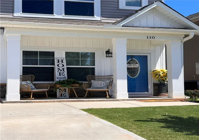 Photo 1 of Single family home for sale at 110 Highland Park Ct, Easley, SC 29642 | MLS# 20306164 | Listing updated on 2026-09-14