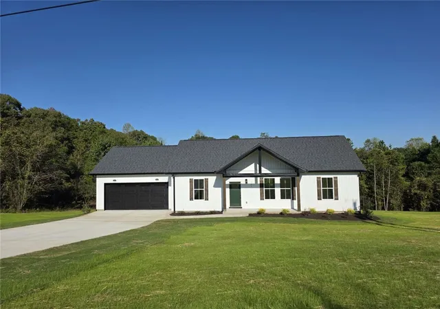 Photo 1 of Sale Pending at 101 Lois Dr, Anderson, SC 29624 | MLS# 20306895 | Listing updated on 2026-10-23