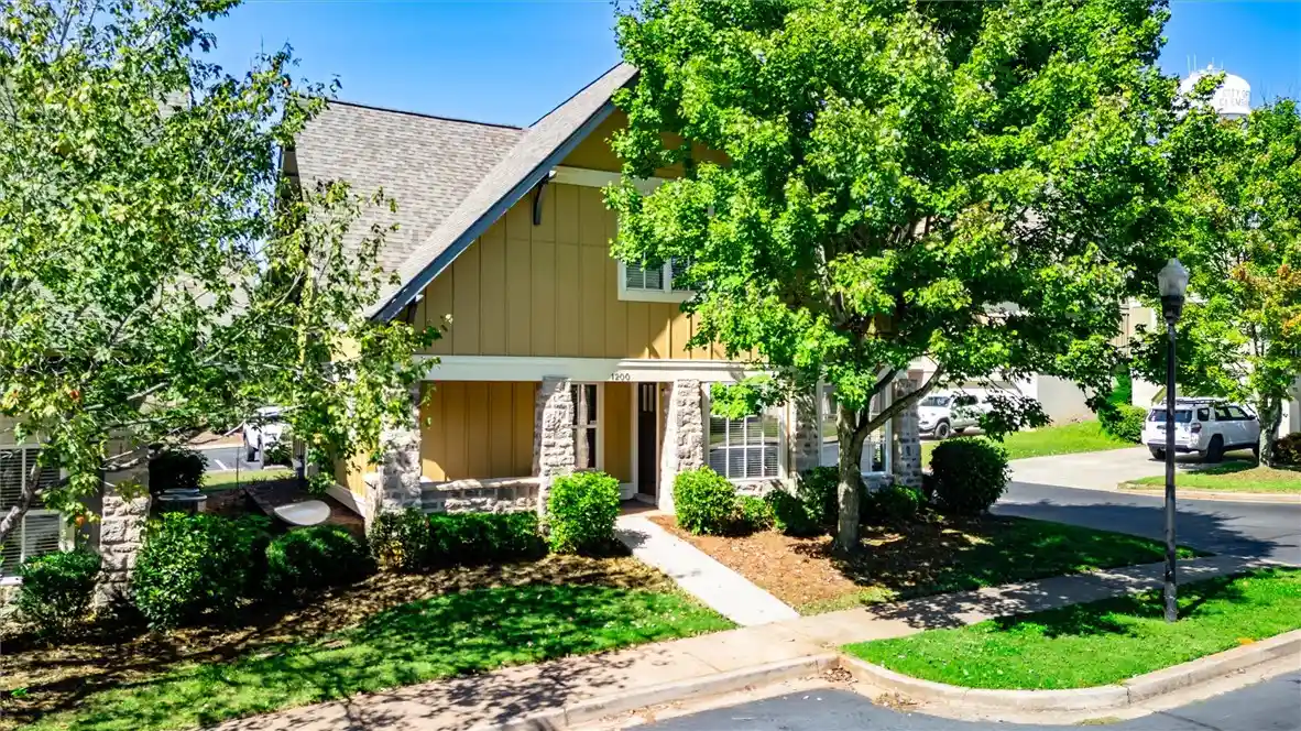Listing Photo 1 - Condo for sale in 101 W Ln located at 101 W Ln, Clemson, SC 29631 - Unit #1200