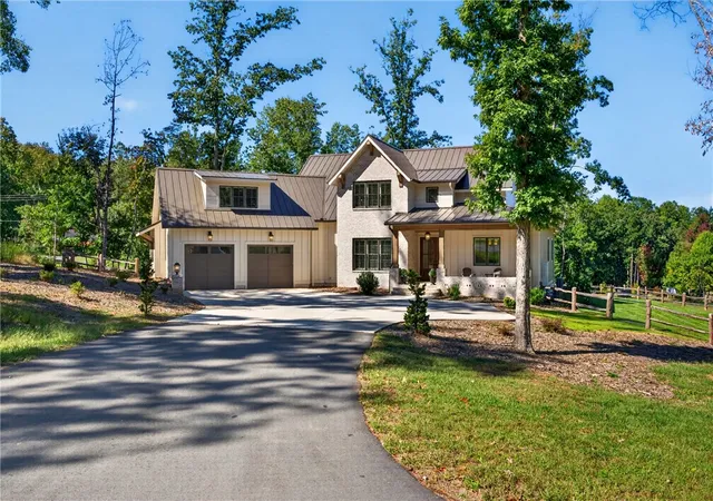 Photo 1 of Single family home for sale at 102 Waterfall Overlook Way, Easley, SC 29640 | MLS# 20307082 | Listing updated on 2026-10-18