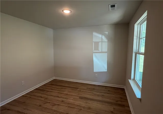 Photo 2 of Single family home for sale at 902 Raymond Ave, Anderson, SC 29625 | MLS# 20307108 | Listing updated on 2026-10-12