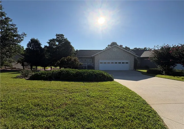 Photo 1 of Townhouse for sale at 107 Harbour Springs Way, Anderson, SC 29626 | MLS# 20307124 | Listing updated on 2026-10-20