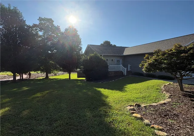 Photo 3 of Townhouse for sale at 107 Harbour Springs Way, Anderson, SC 29626 | MLS# 20307124 | Listing updated on 2026-10-20