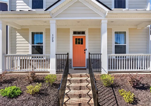 Photo 2 of Single family home for sale at 120 Founders Blvd, Central, SC 29630 | MLS# 20306981 | Listing updated on 2026-10-09