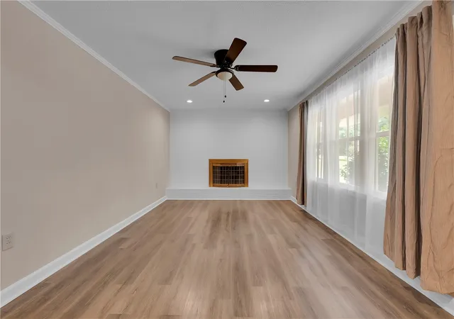 Photo 3 of Single family home for sale at 204 Brk Forest Dr, Anderson, SC 29621 | MLS# 20307138 | Listing updated on 2026-10-24