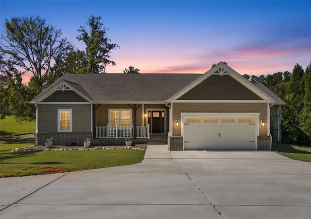 Photo 1 of Single family home for sale at 225 S Point Harbor Dr, Chappells, SC 29037 | MLS# 20306922 | Listing updated on 2026-10-27