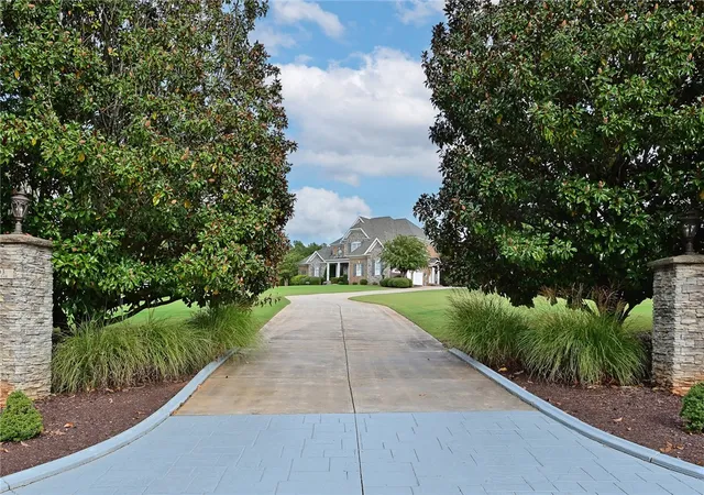 Photo 2 of Single family home for sale at 103 Ivy Trl, Williamston, SC 29697 | MLS# 20307143 | Listing updated on 2026-10-09