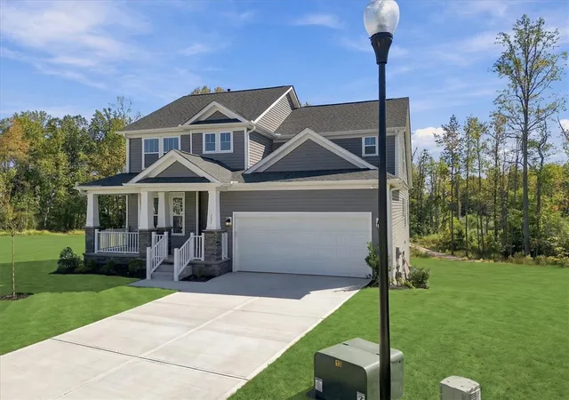 Photo 2 of Single family home for sale at 121 Raven Ln, Easley, SC 29642 | MLS# 20307161 | Listing updated on 2026-10-15