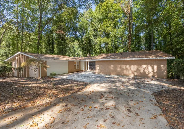 Photo 2 of Single family home for sale at 101 Briar Crk Ln, Anderson, SC 29621 | MLS# 20307027 | Listing updated on 2026-10-24