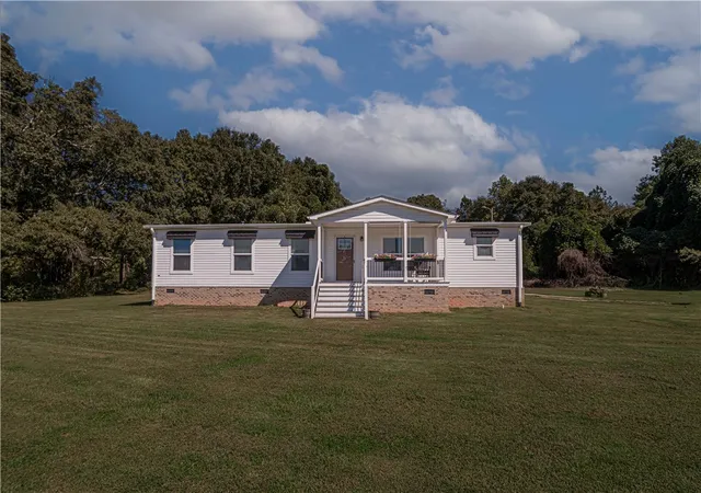 Photo 1 of Manufactured home for sale at 168 Furman L Smith Memorial Hwy, Central, SC 29630 | MLS# 20307179 | Listing updated on 2026-10-16
