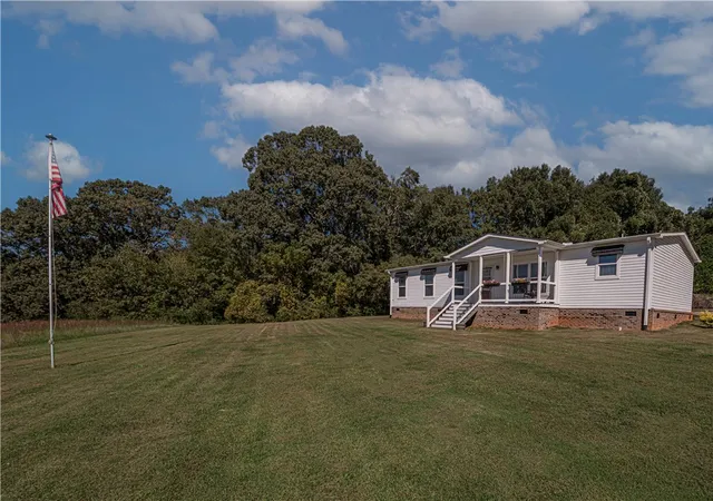 Photo 2 of Manufactured home for sale at 168 Furman L Smith Memorial Hwy, Central, SC 29630 | MLS# 20307179 | Listing updated on 2026-10-16