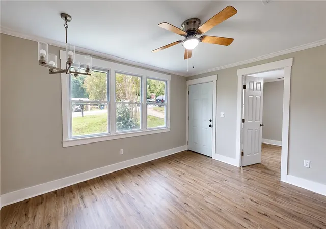 Photo 2 of Single family home for sale at 1924 Dobbins Ave, Anderson, SC 29625 | MLS# 20307169 | Listing updated on 2026-10-26