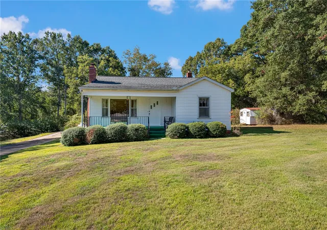 Photo 1 of Single family home for sale at 4125 Old Portman Rd, Anderson, SC 29626 | MLS# 20307172 | Listing updated on 2026-10-12