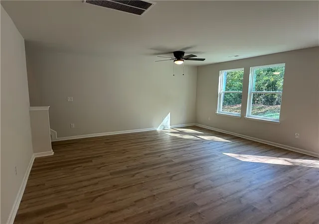 Photo 3 of Single family home for sale at 216 Hamilton St, Easley, SC 29640 | MLS# 20307235 | Listing updated on 2026-10-13