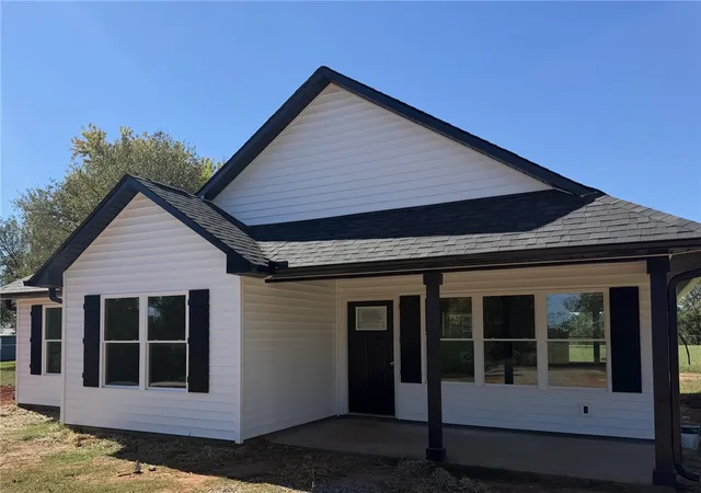 Photo 2 of Single family home for sale at 2161 Scarborough Rd, Anderson, SC 29626 | MLS# 20307261 | Listing updated on 2026-10-21