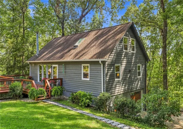 Photo 1 of Single family home for sale at 121 Fulda Ct, Pickens, SC 29671 | MLS# 20307233 | Listing updated on 2026-10-14