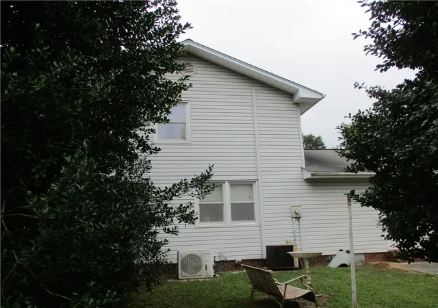 Photo 3 of Single family home for sale at 4320 Midway Rd, Belton, SC 29627 | MLS# 20307200 | Listing updated on 2026-10-26