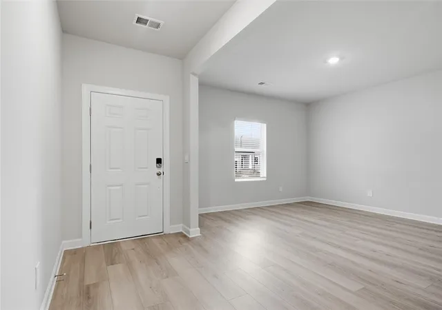Photo 3 of Single family home for sale at 1344 Hyde St, Anderson, SC 29626 | MLS# 20306522 | Listing updated on 2026-10-27