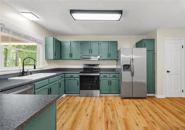 Photo 1 of Single family home for sale at 209 Windtree Rd, Greenwood, SC 29649 | MLS# 20307323 | Listing updated on 2026-10-15