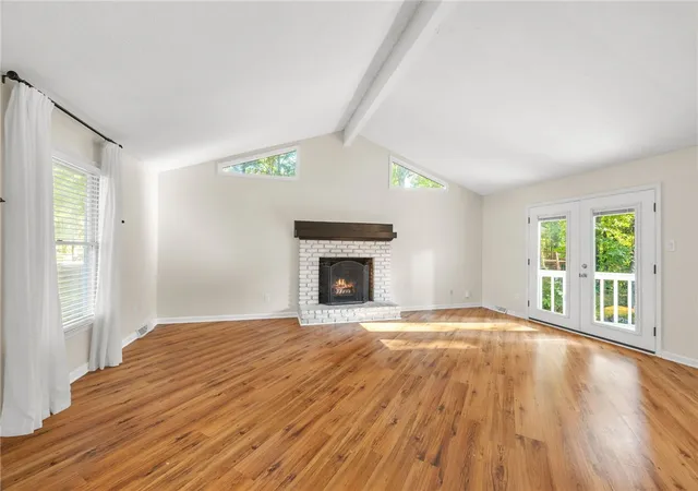 Photo 2 of Single family home for sale at 209 Windtree Rd, Greenwood, SC 29649 | MLS# 20307323 | Listing updated on 2026-10-15