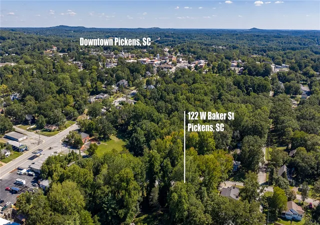 Photo 2 of Single family home for sale at 122 W Baker St, Pickens, SC 29671 | MLS# 20308364 | Listing updated on 2026-10-15